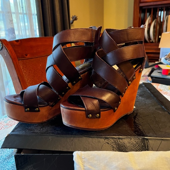 Dolce Vita wedge sandals - Picture 3 of 6